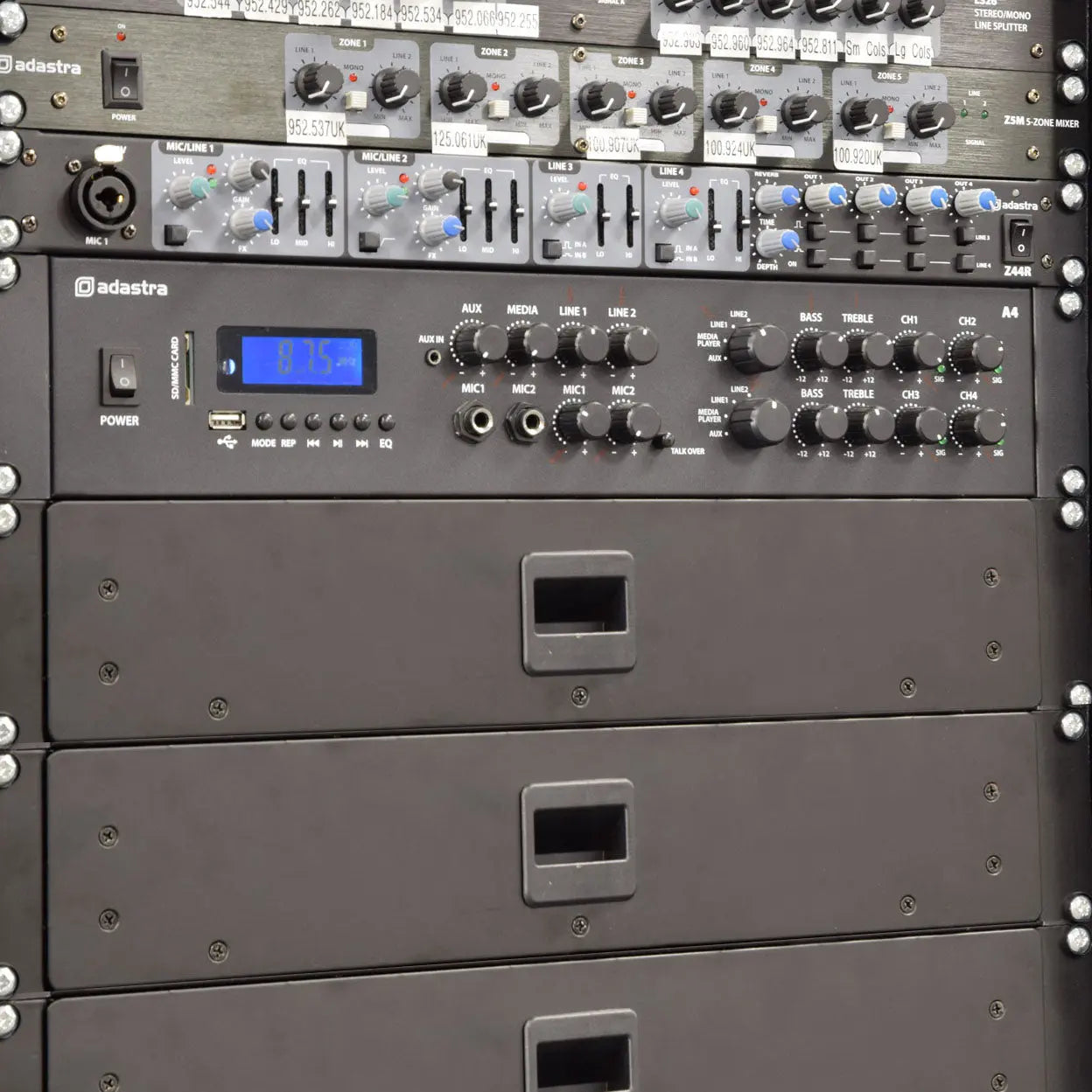 Adastra A4 Dual Stereo Amplifier 4 x 200W