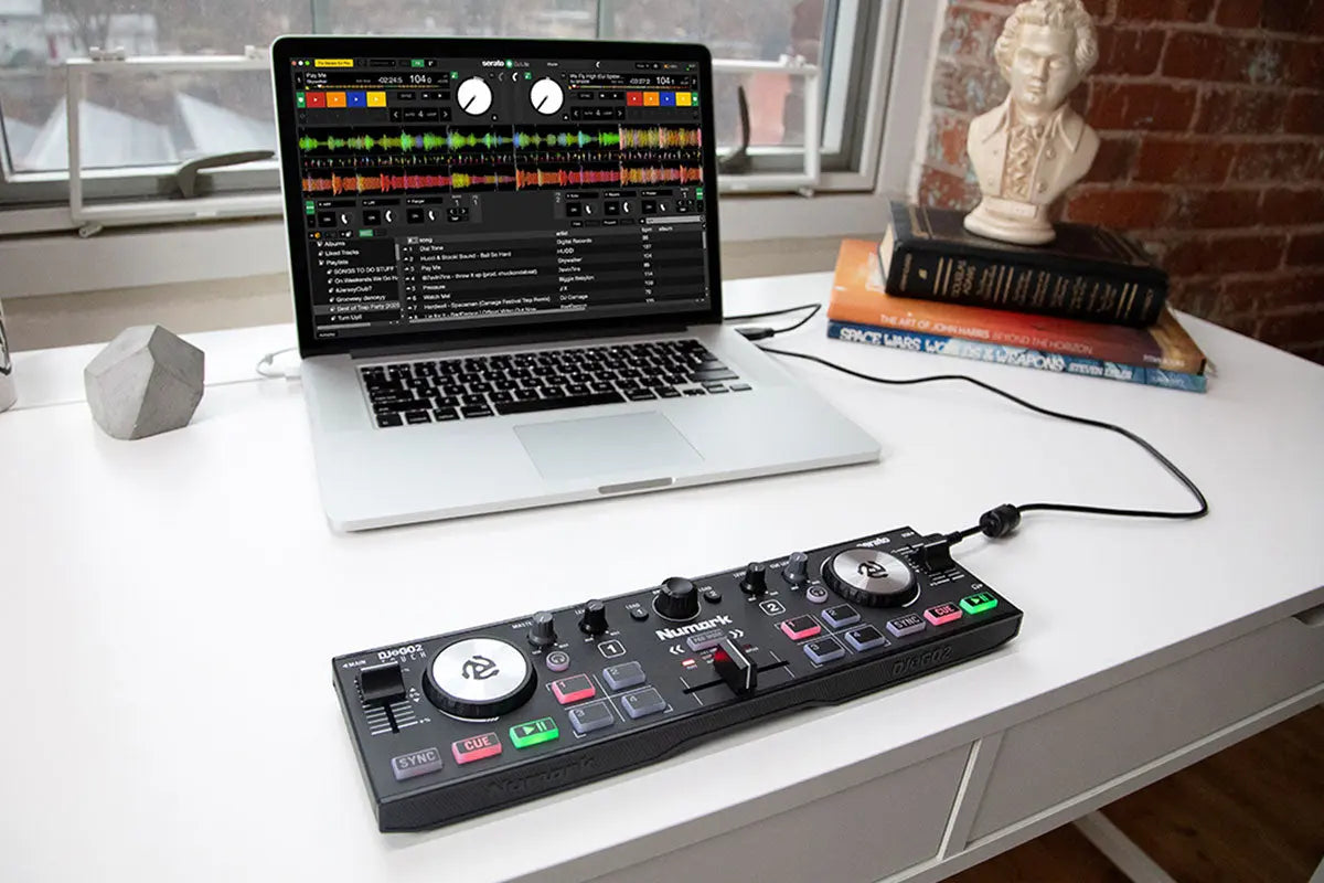 Numark DJ2GO2 Touch